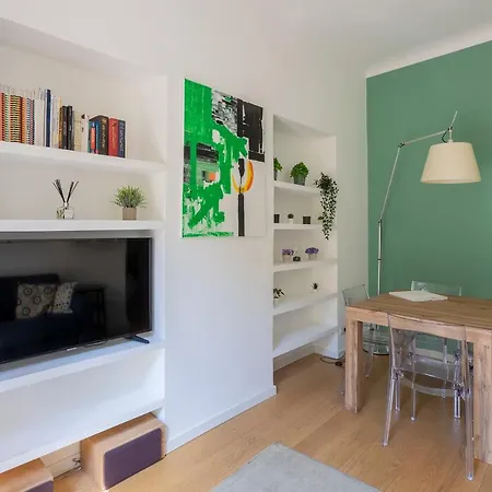 Centrale-loreto Con Terrazzo *