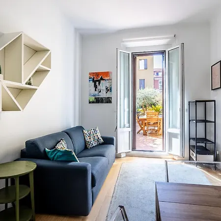 Centrale-loreto Con Terrazzo